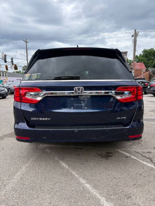 2018 Honda Odyssey Elite