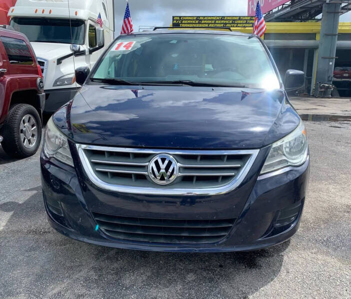 2014 Volkswagen Routan