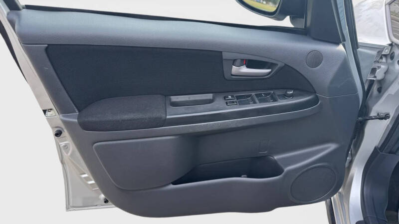 2010 Suzuki SX4 Crossover