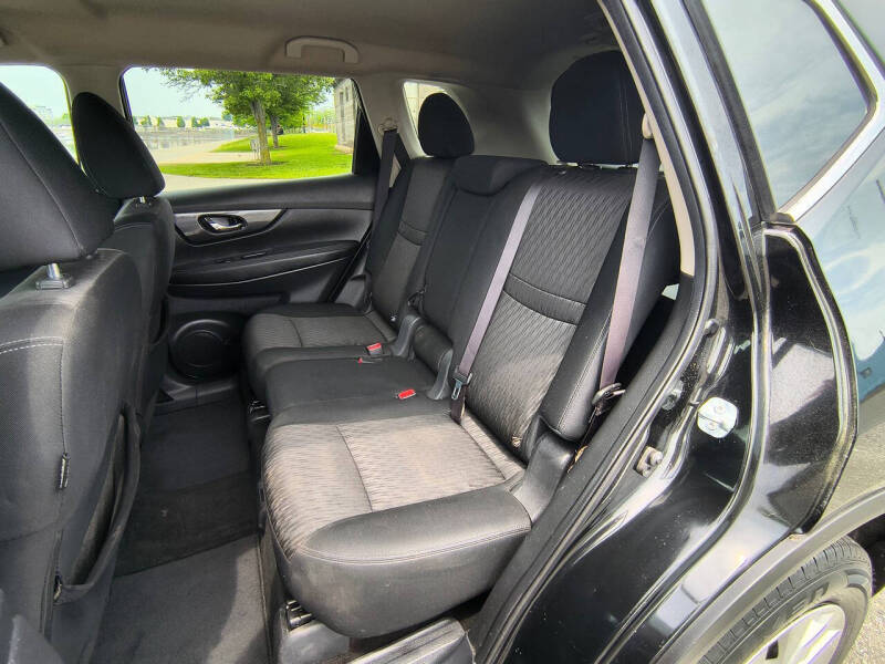 2017 Nissan Rogue S