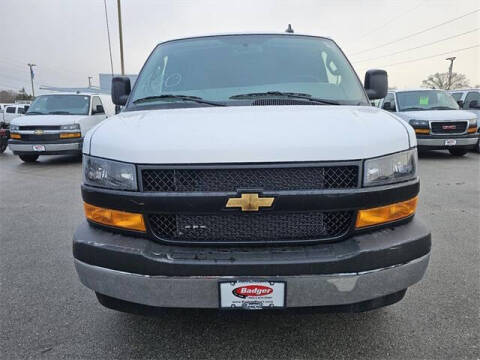 2025 Chevrolet Express 3500