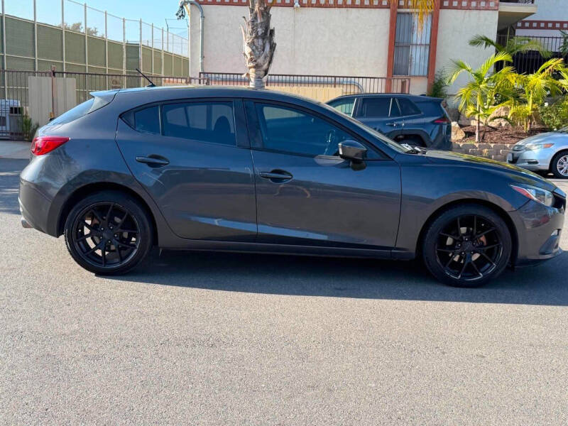 2016 Mazda MAZDA3 i Sport