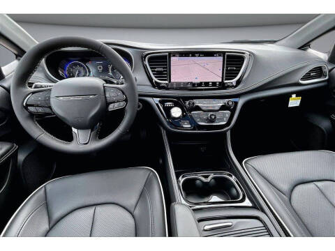 2027 Chrysler Pacifica Limited