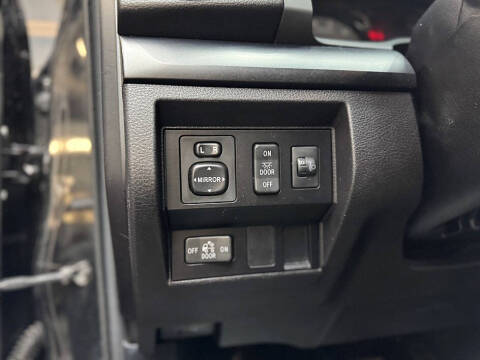 2015 Toyota Tundra SR5