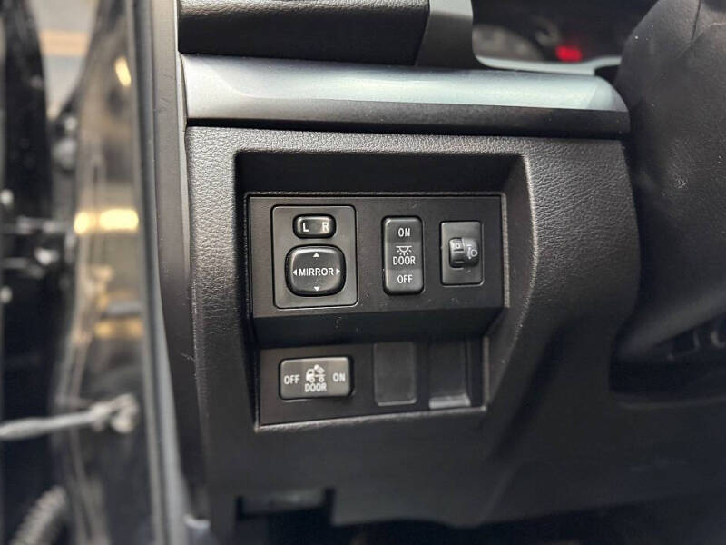 2015 Toyota Tundra SR5