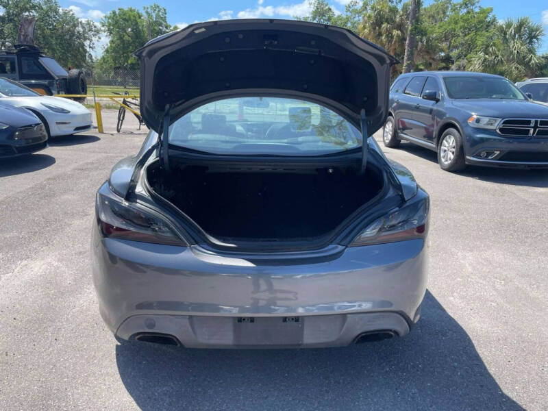 2016 Hyundai Genesis Coupe