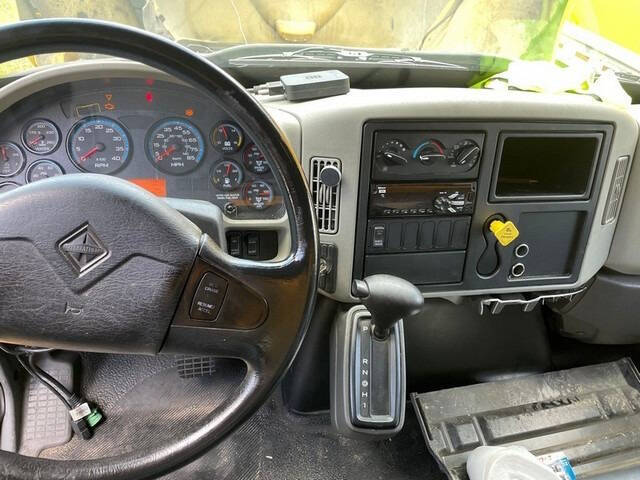 2018 International DuraStar 4300