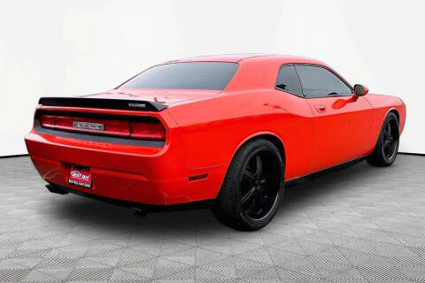 2009 Dodge Challenger SRT8