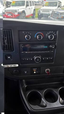 2017 Chevrolet Express 2500