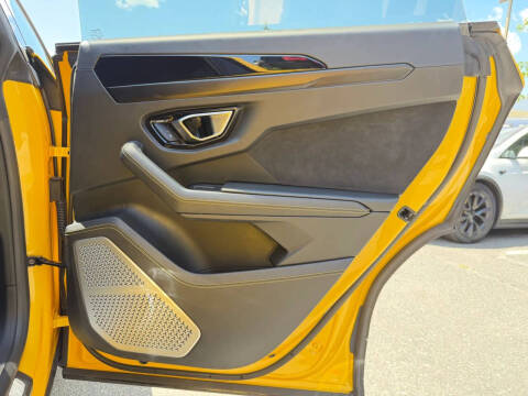 2021 Lamborghini Urus