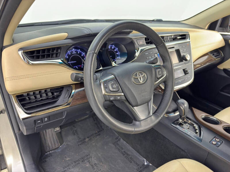 2013 Toyota Avalon XLE