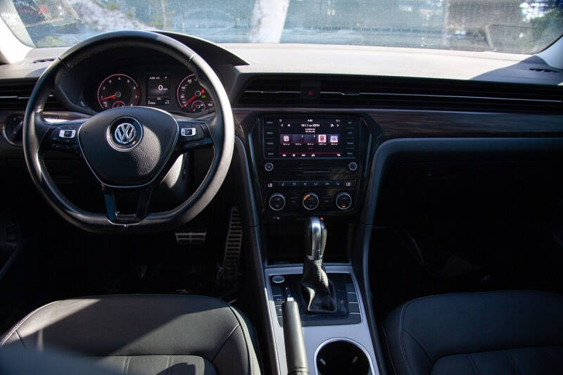 2020 Volkswagen Passat SEL