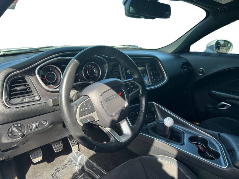 2016 Dodge Challenger R/T Scat Pack