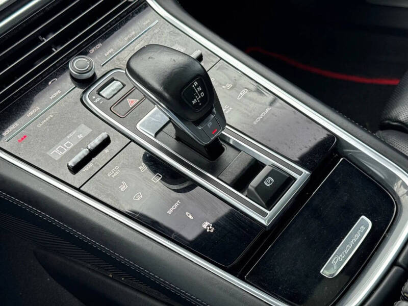 2018 Porsche Panamera