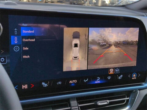 2026 Chevrolet Equinox EV LT 2