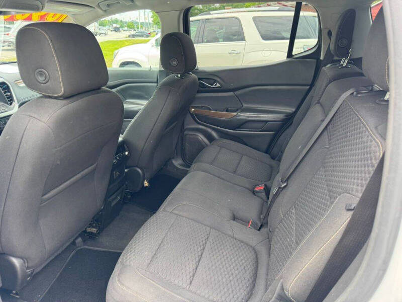 2019 GMC Acadia SLE-2