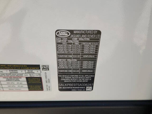 2025 Land Rover Range Rover P530 SE LWB