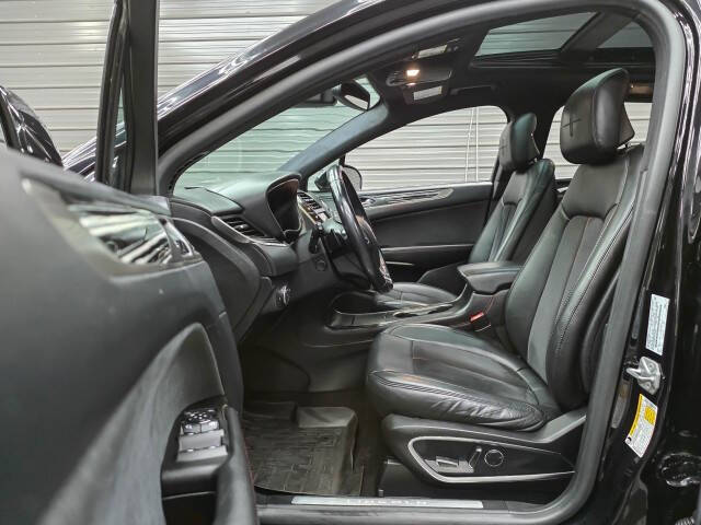 2019 Lincoln MKC Black Label