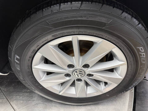 2015 Volkswagen Golf SportWagen TSI SE