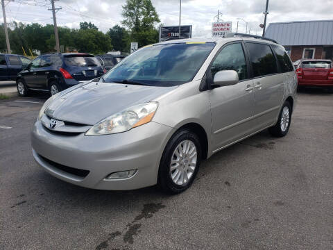 2010 Toyota Sienna for sale at Auto Choice in Belton MO