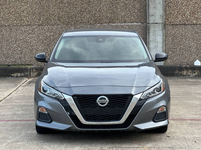 2020 Nissan Altima 2.5 SR