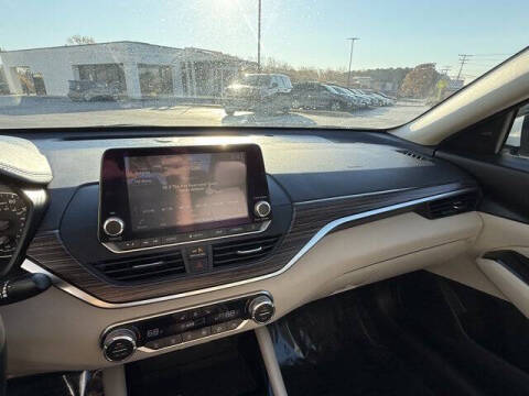 2021 Nissan Altima 2.5 Platinum