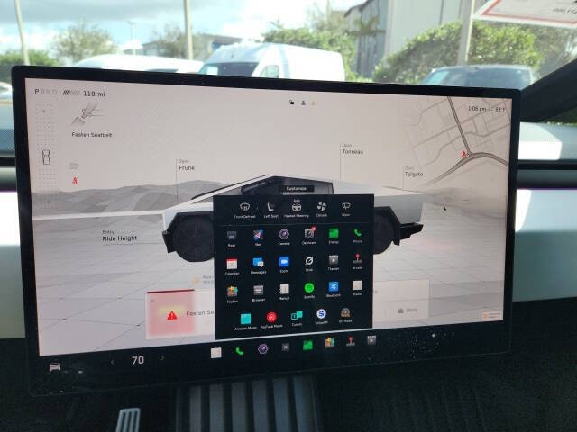 2024 Tesla Cybertruck