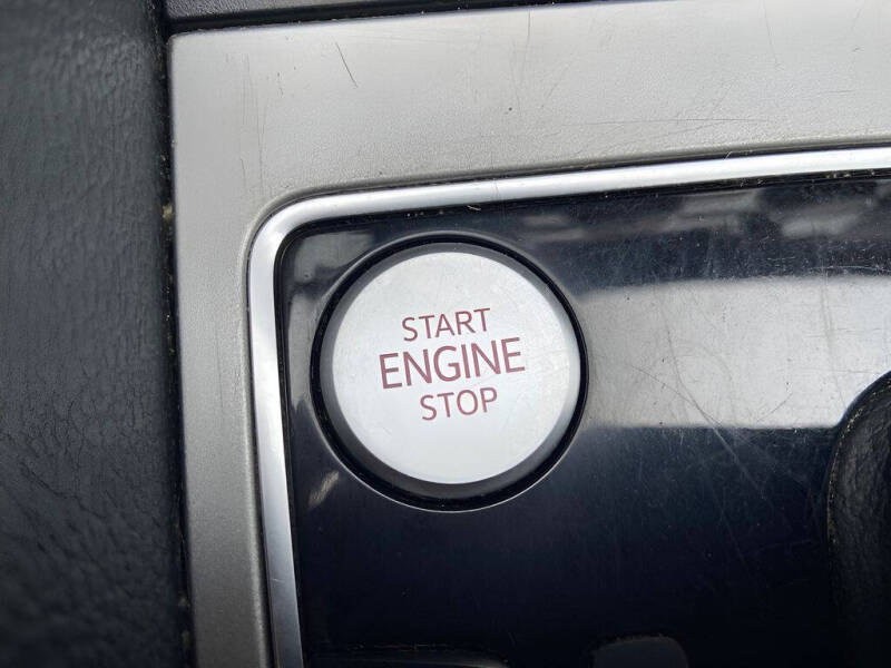 2020 Volkswagen Passat R-Line