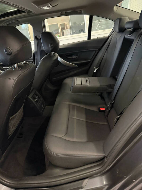 2013 BMW 3 Series 328i xDrive