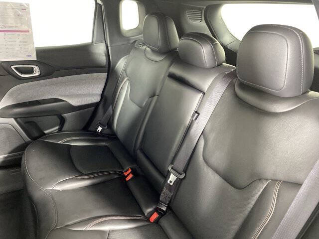 2023 Jeep Compass Latitude Lux