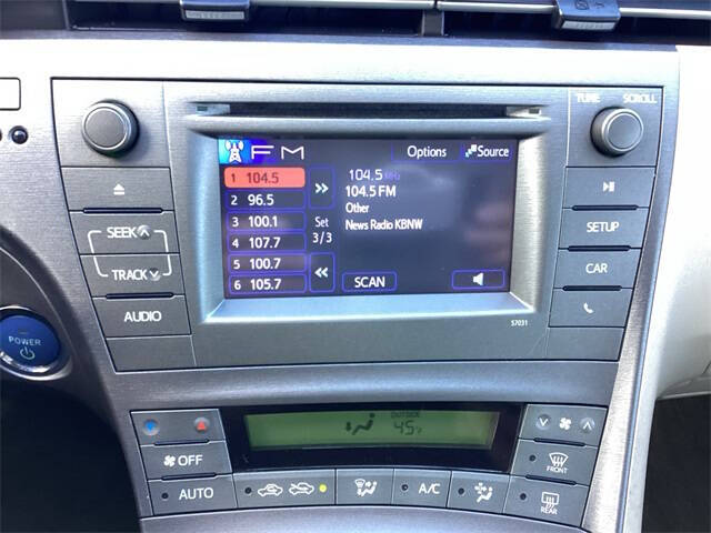 2014 Toyota Prius Two