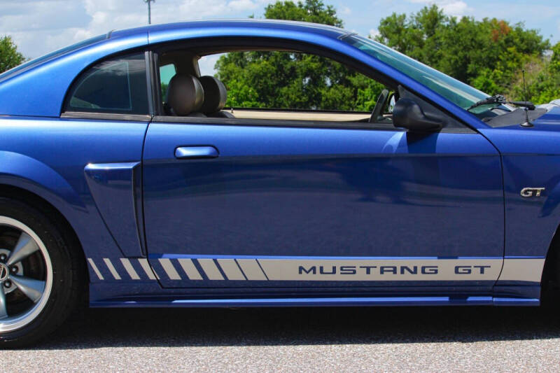 2003 Ford Mustang