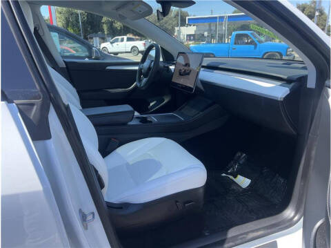 2022 Tesla Model Y Long Range