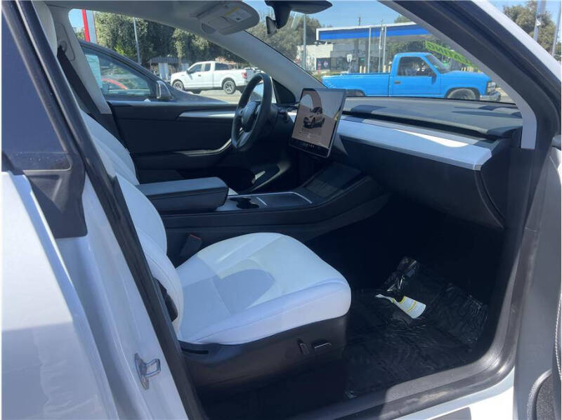 2022 Tesla Model Y Long Range