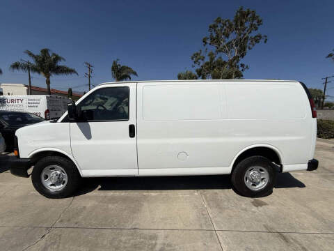 2017 Chevrolet Express 2500