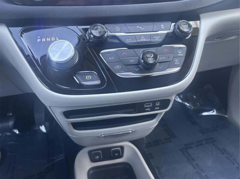 2018 Chrysler Pacifica Touring L