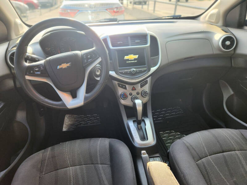 2019 Chevrolet Sonic LT Auto