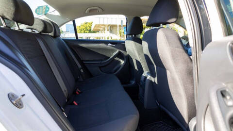 2016 Volkswagen Jetta