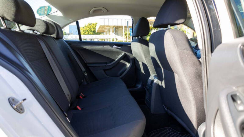 2016 Volkswagen Jetta