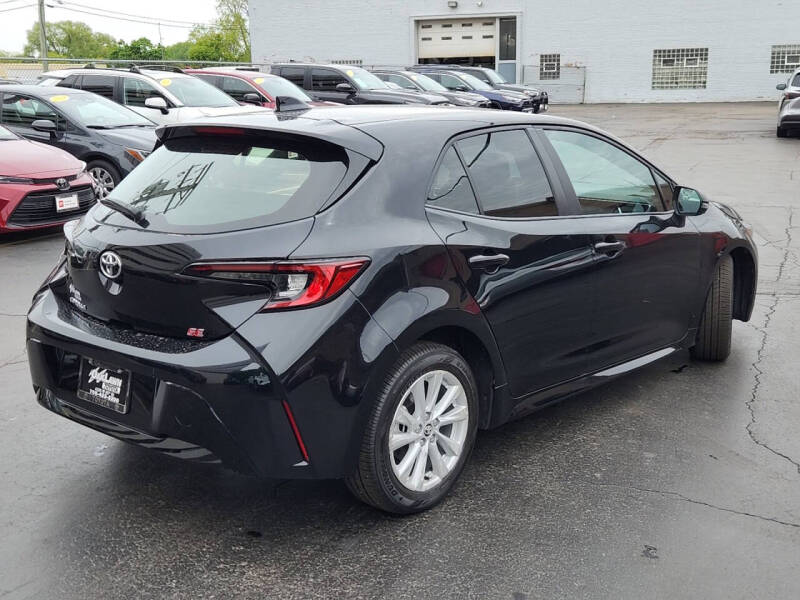 2024 Toyota Corolla Hatchback SE