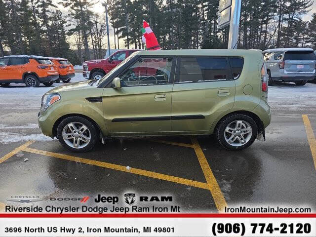 2010 Kia Soul +