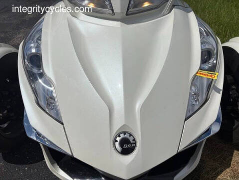 2014 Can-Am Spyder RT-S SE6