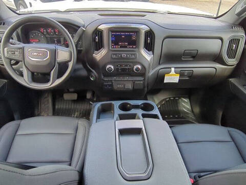 2025 GMC Sierra 3500HD CC Pro