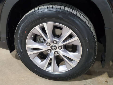 2016 Toyota Highlander LE Plus