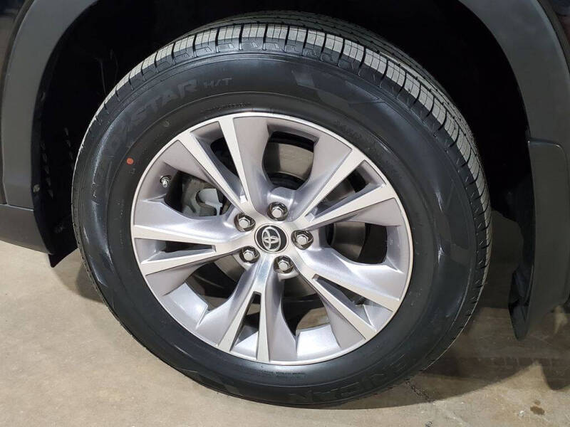 2016 Toyota Highlander LE Plus
