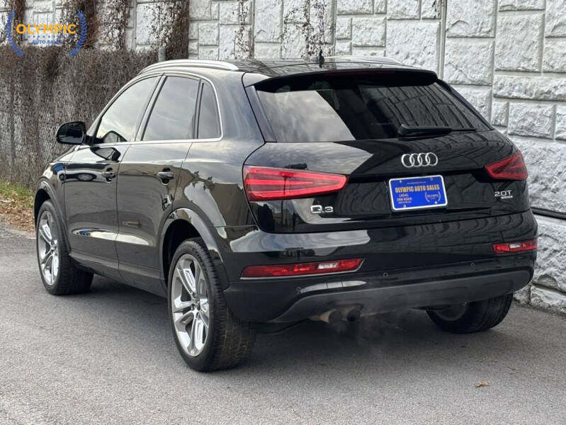 2015 Audi Q3 2.0T quattro Prestige