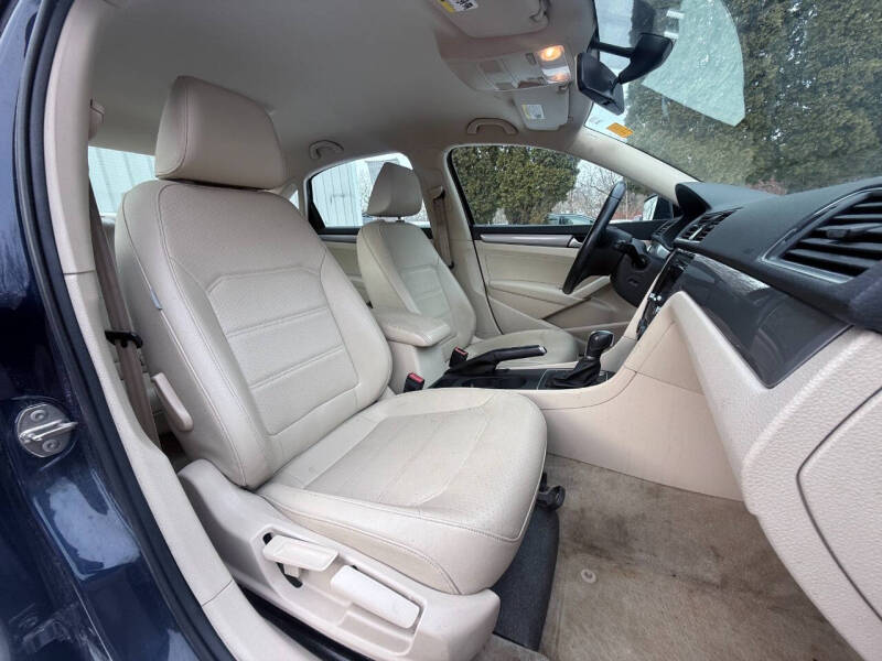 2015 Volkswagen Passat 1.8T Limited Edition