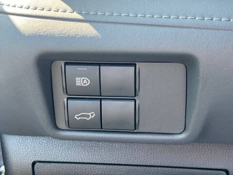 2023 Toyota Highlander Hybrid LE