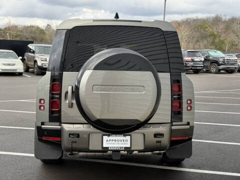 2024 Land Rover Defender 130 P400 X-Dynamic SE