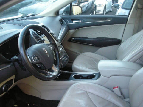 2017 Lincoln MKC Reserve